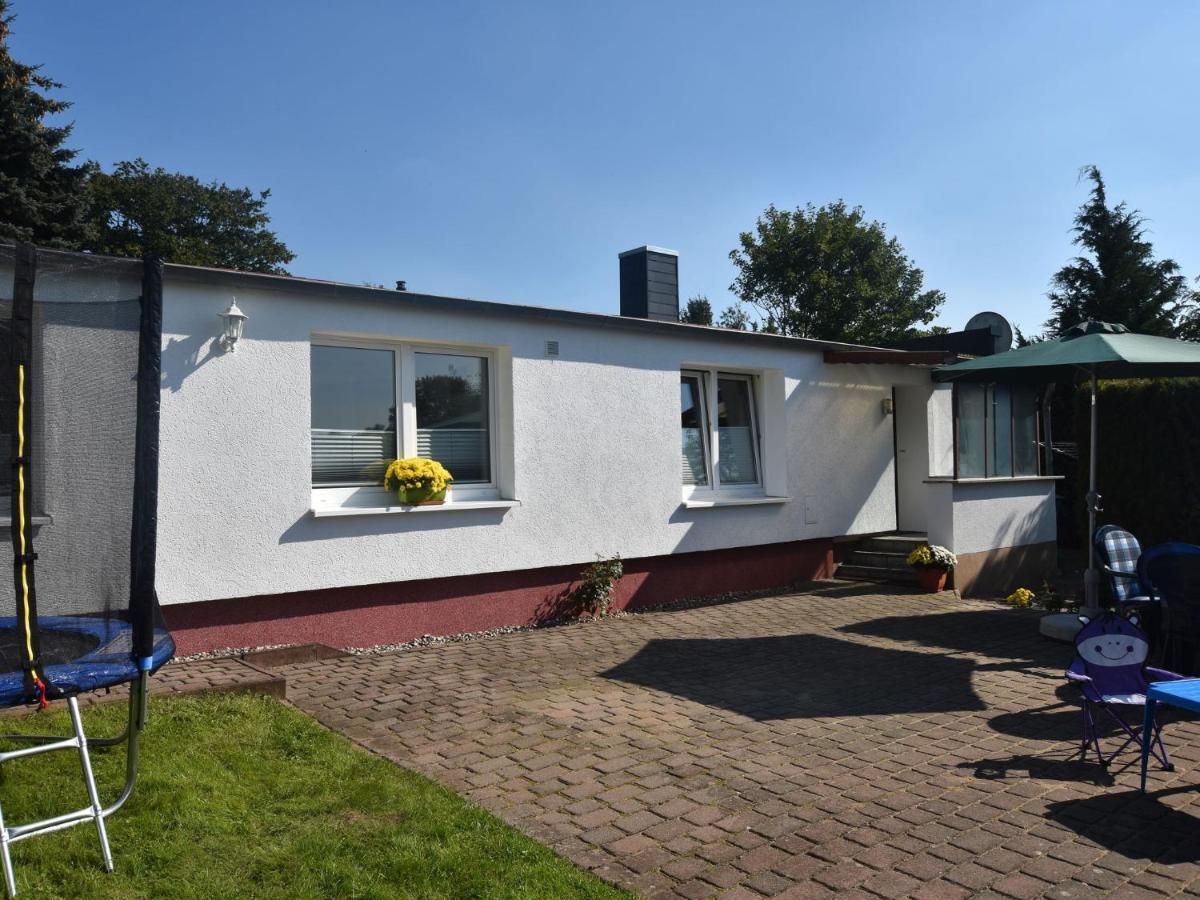 Modern Bungalow In Kroepelin With Garden Villa Kamer foto